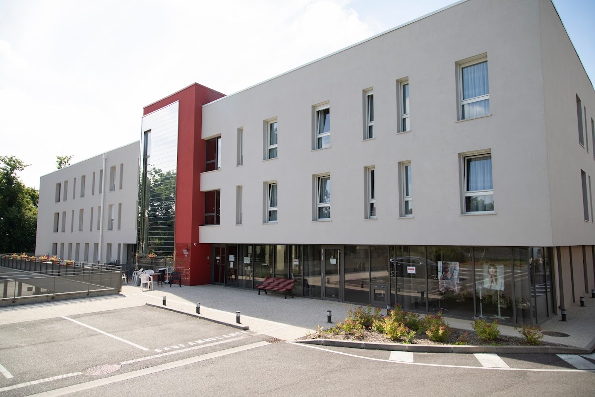 EHPAD Saint-Sauveur - Photo 3 sur 5 - Chambres et hébergement