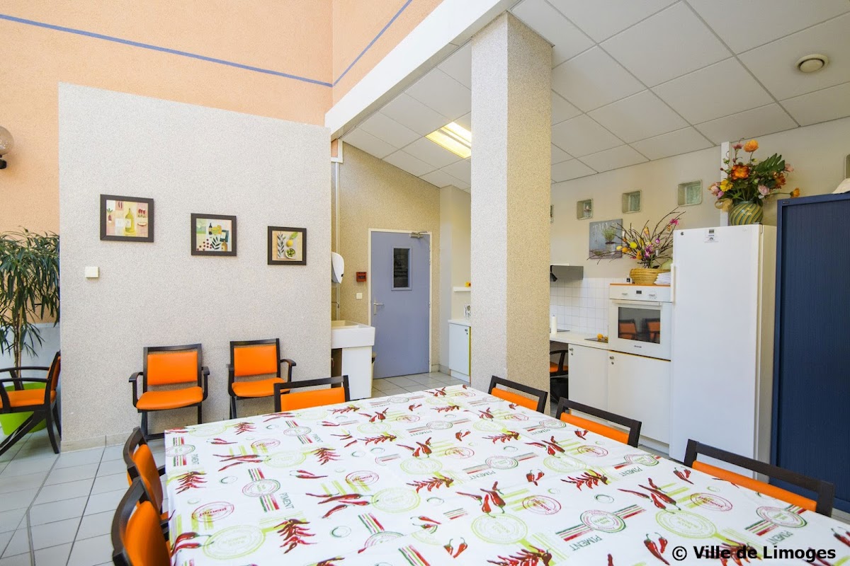 EHPAD Le Roussillon - Photo 5 sur 5 - Environnement et extérieurs