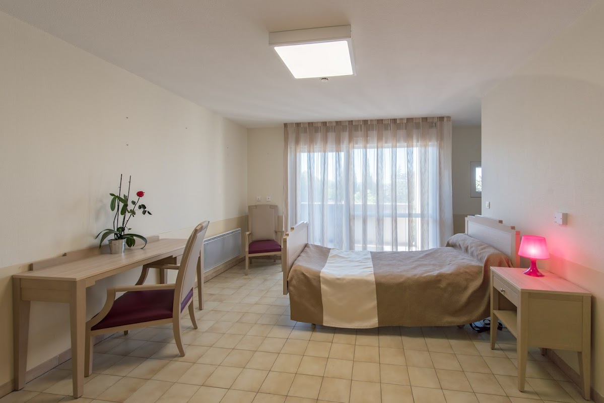 EHPAD Les Opalines Oraison - Photo 3 sur 5 - Chambres et hébergement