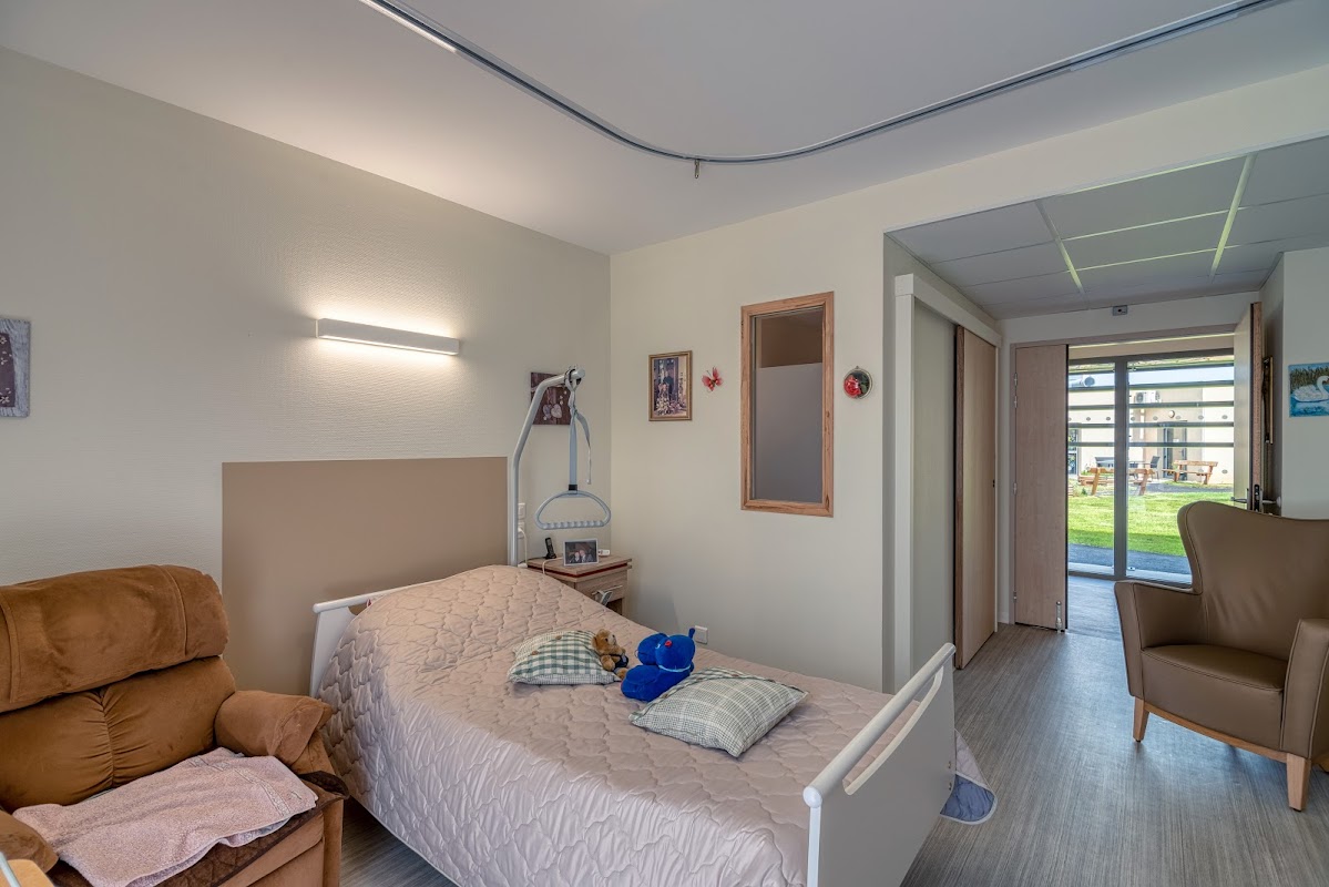EHPAD Résidence Pierre Péricard - Photo 3 sur 5 - Chambres et hébergement