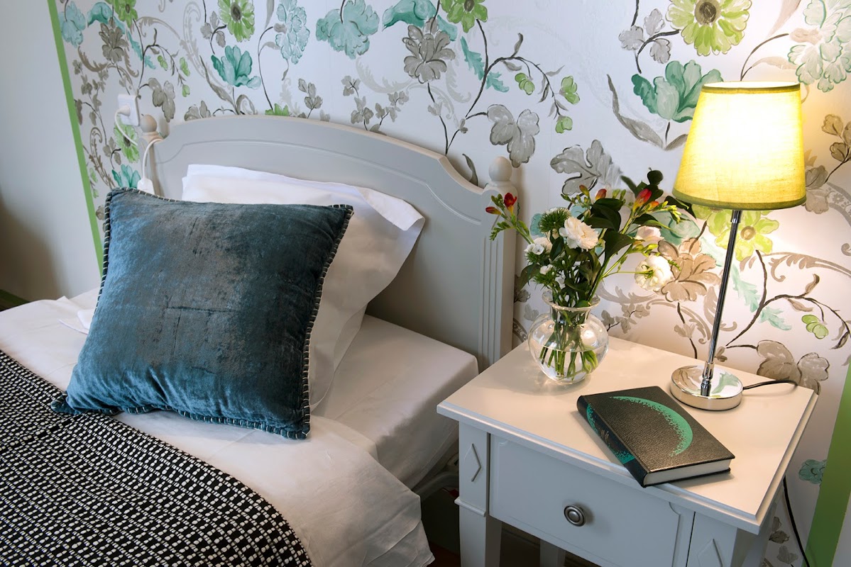 EHPAD Résidence du Château de Neuville - Photo 5 sur 5 - Environnement et extérieurs