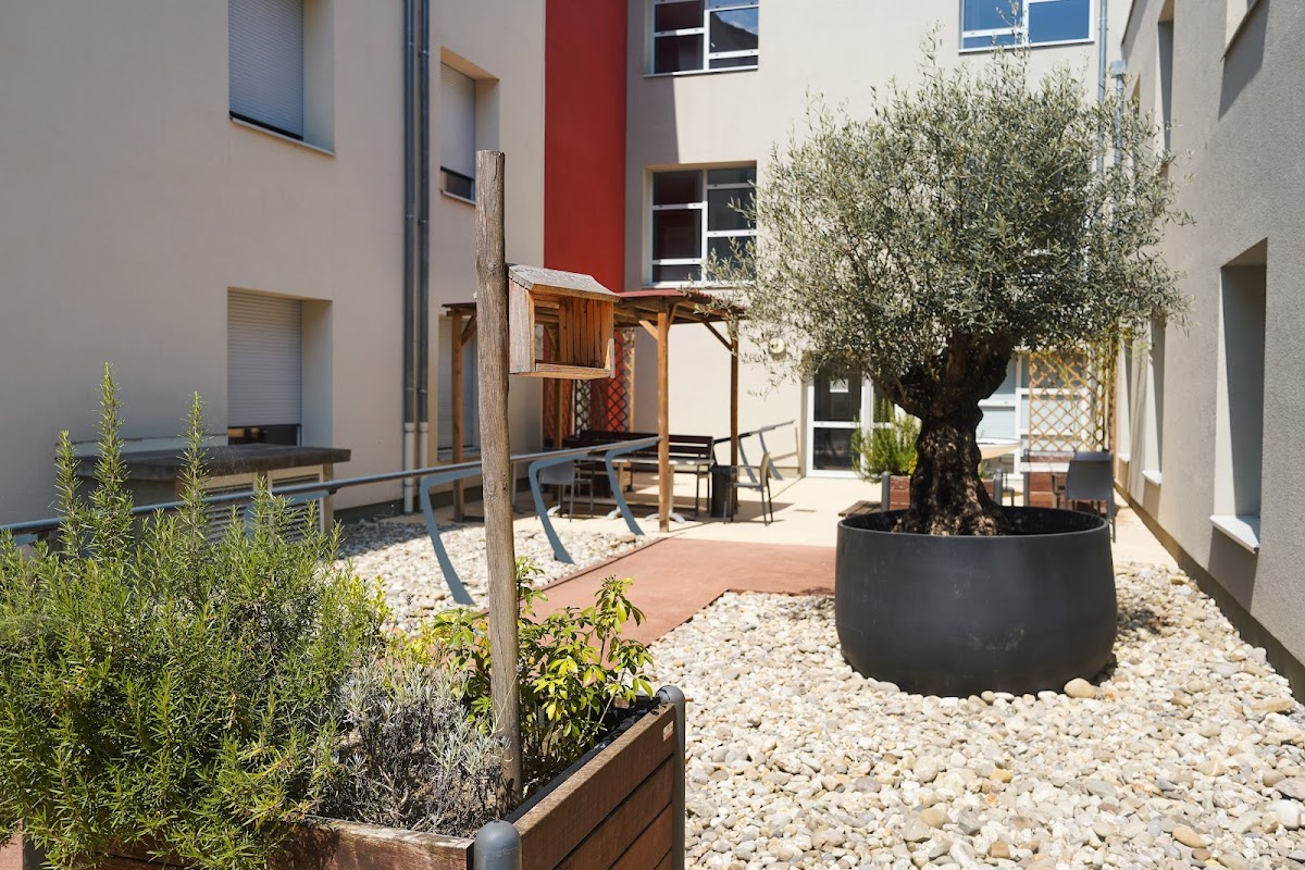 EHPAD de Pontcharra - Photo 5 sur 5 - Environnement et extérieurs