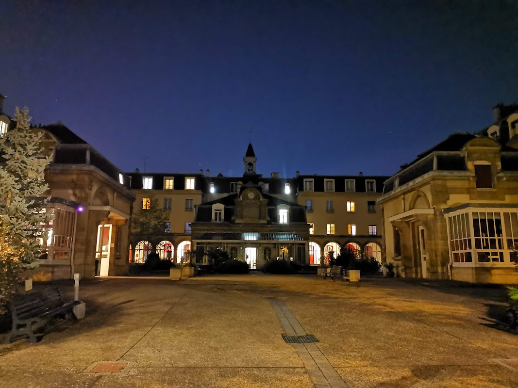 Photo de EHPAD Galignani, EHPAD à NEUILLY SUR SEINE