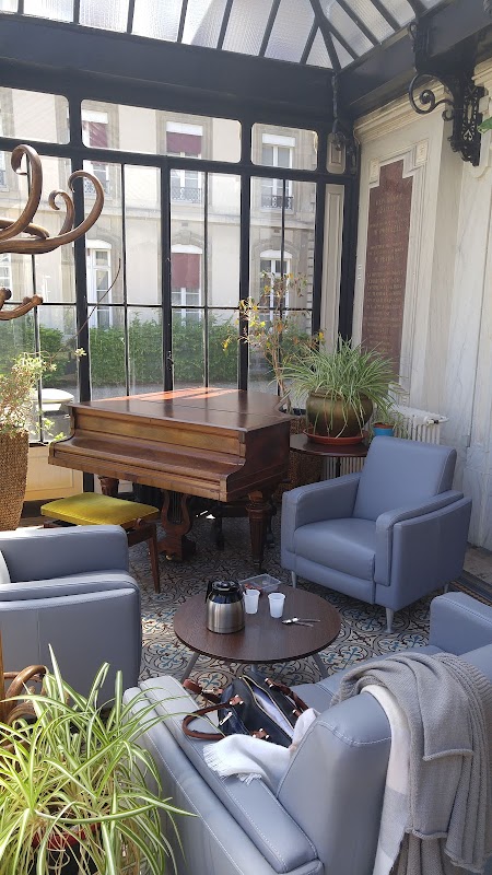 EHPAD Galignani - Photo 2 sur 5 - Intérieur et espaces communs