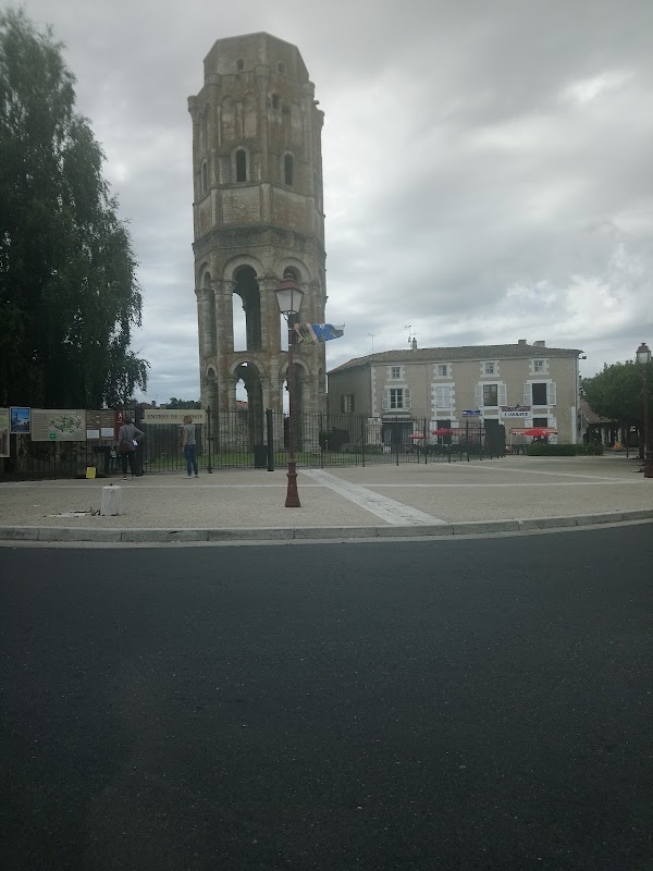 Photo de Résidence autonomie de la Tour, Résidence autonomie à CHARROUX
