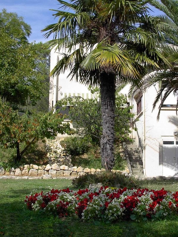 EHPAD Le foyer du romarin - Photo 5 sur 5 - Environnement et extérieurs