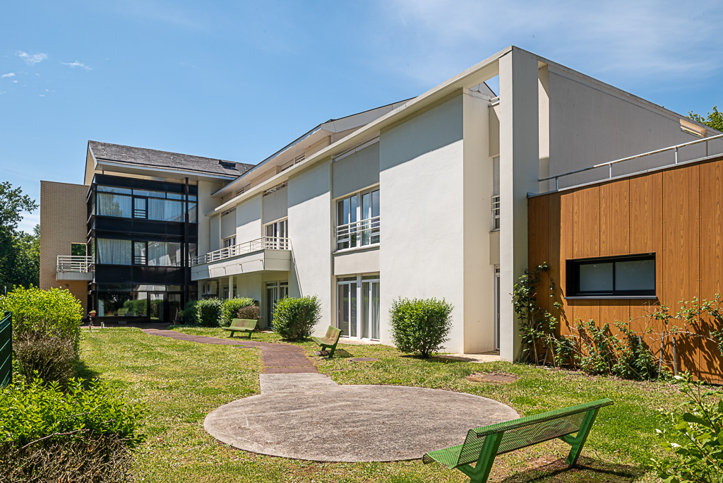 EHPAD Korian Le Doyenné Du Ranzay - Photo 2 sur 5 - Intérieur et espaces communs