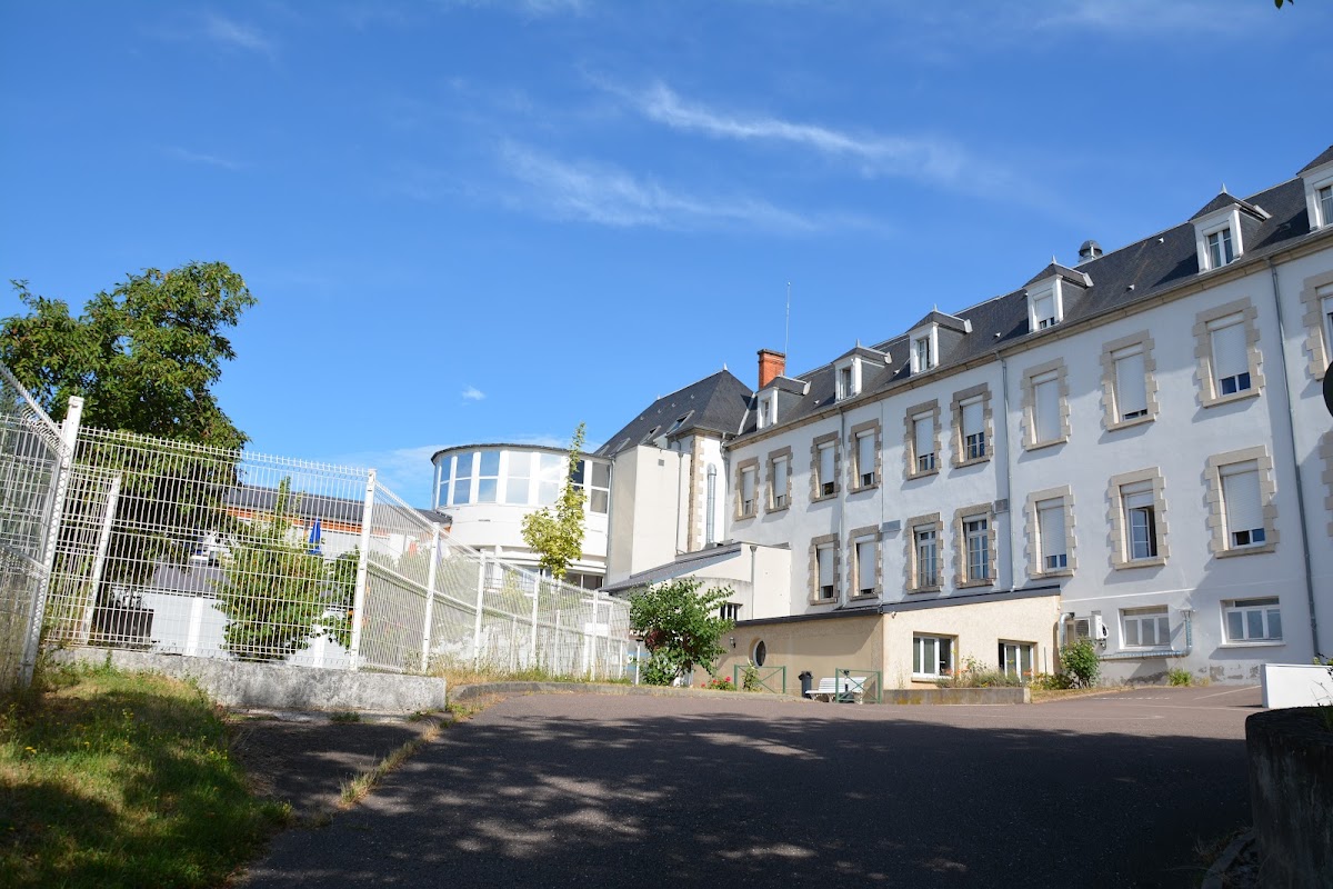 EHPAD Le Parc des Loges - Photo 5 sur 5 - Environnement et extérieurs