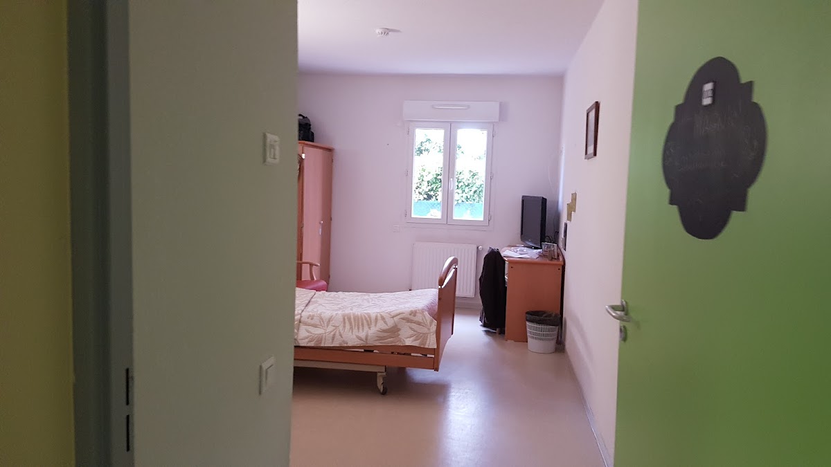 EHPAD Paul-Jordana - Photo 2 sur 5 - Intérieur et espaces communs