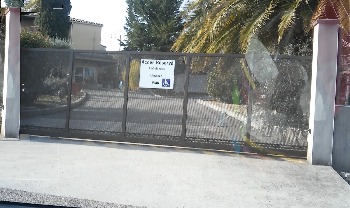 EHPAD Le Mas des Oliviers Fondation Rollin - Photo 5 sur 5 - Environnement et extérieurs