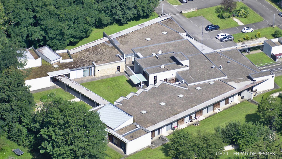 EHPAD Saint-Hilaire Pesmes - Photo 2 sur 3 - Intérieur et espaces communs