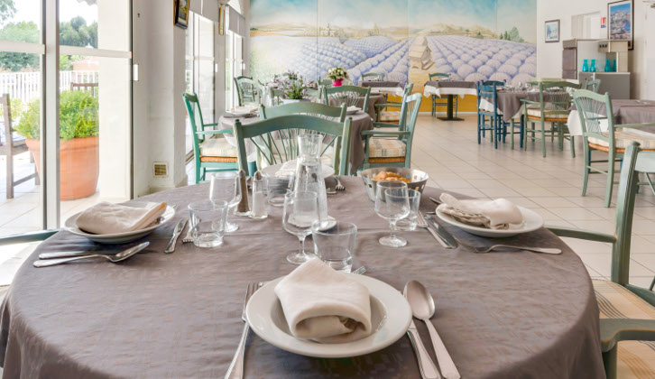 Foyer-Logement Bellisa - Photo 5 sur 5 - Environnement et extérieurs