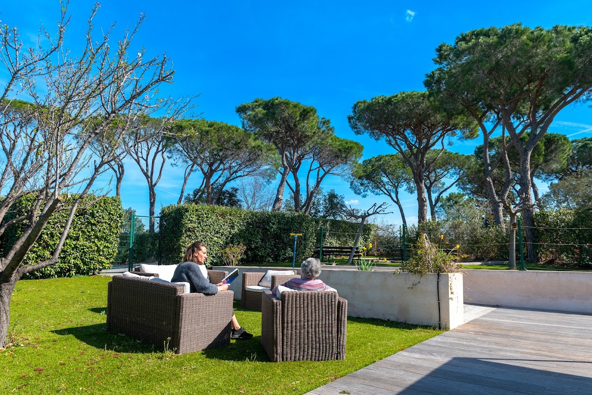 EHPAD Jean-Lachenaud - Photo 2 sur 5 - Intérieur et espaces communs