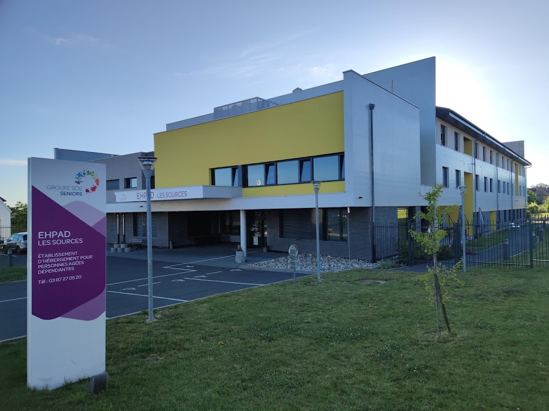 EHPAD Les Sources - Photo 2 sur 5 - Intérieur et espaces communs