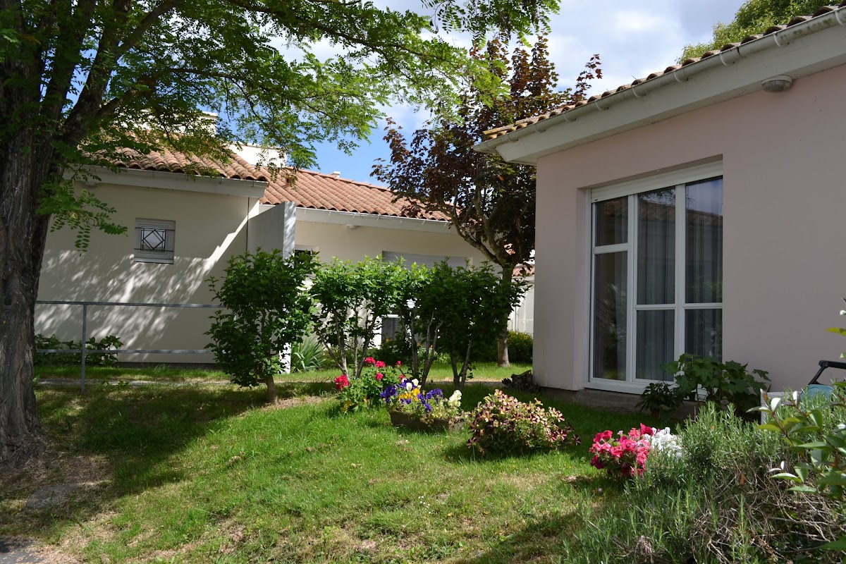 Résidence Sud-Saintonge (Orpea) - Photo 2 sur 5 - Intérieur et espaces communs