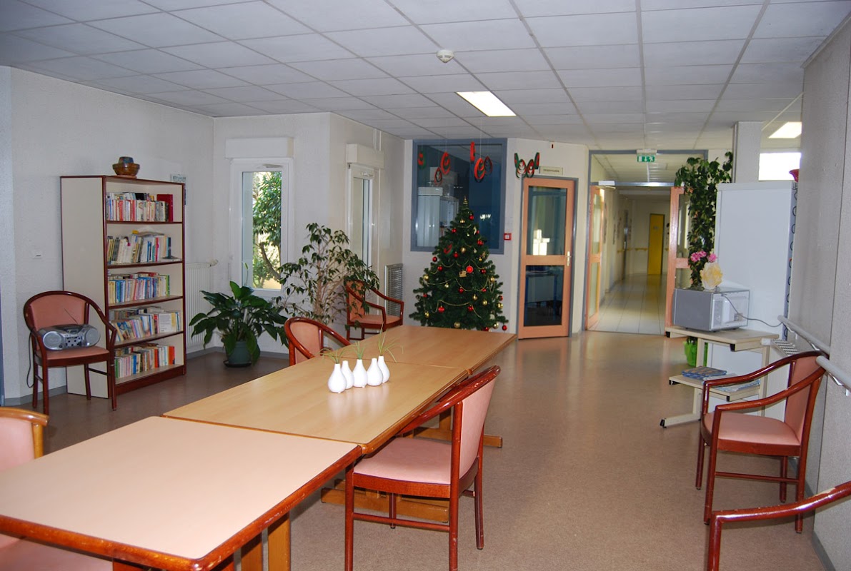 Foyer-Logement de Varennes Vauzelles - Photo 4 sur 5 - Espaces de vie