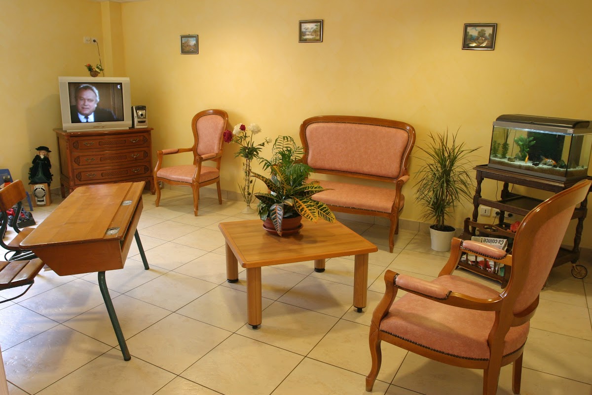 EHPAD Résidence du Vexin - Photo 2 sur 5 - Intérieur et espaces communs