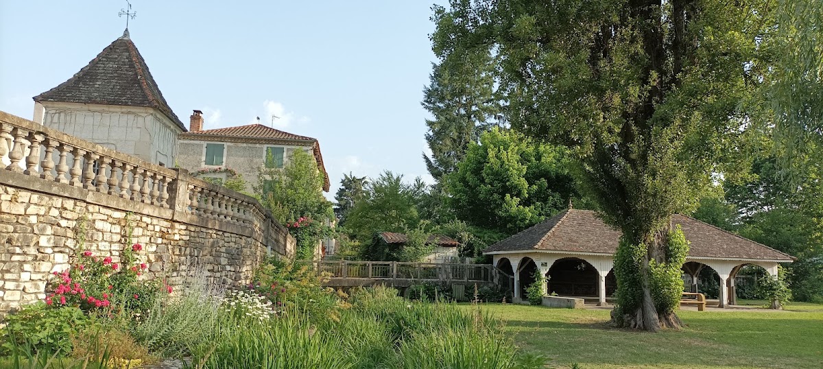 EHPAD de Saint-Pardoux la Rivière - Photo 3 sur 5 - Chambres et hébergement