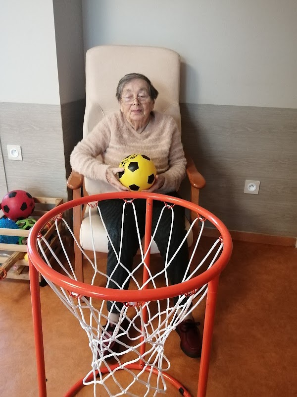 EHPAD Le Clos des Cèdres - Photo 5 sur 5 - Environnement et extérieurs