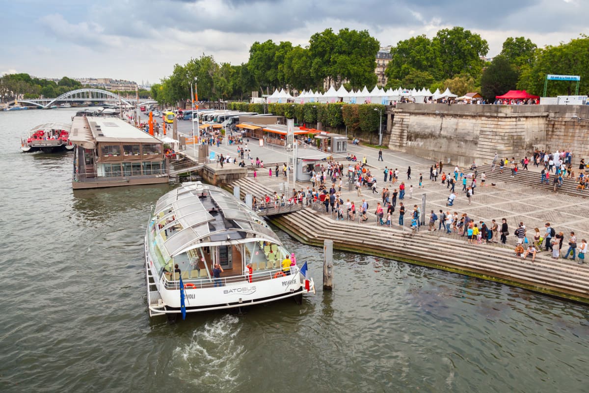 Logements Quai de la Seine - Photo 3 sur 5 - Chambres et hébergement