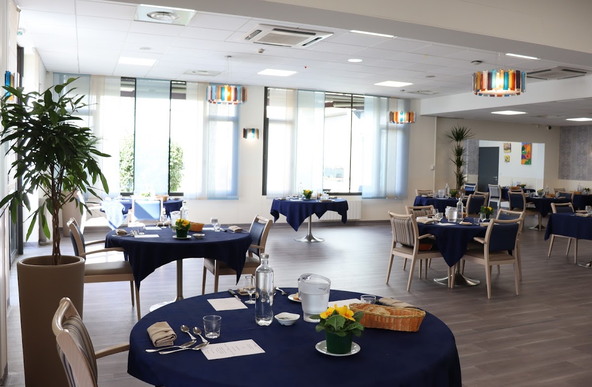 EHPAD Résidence Pierre de Beaujeu - Photo 2 sur 5 - Intérieur et espaces communs