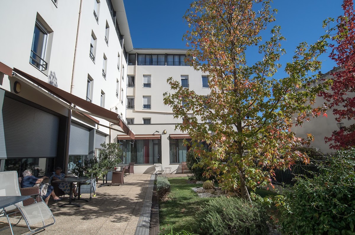 EHPAD Résidence Pierre de Beaujeu - Photo 3 sur 5 - Chambres et hébergement