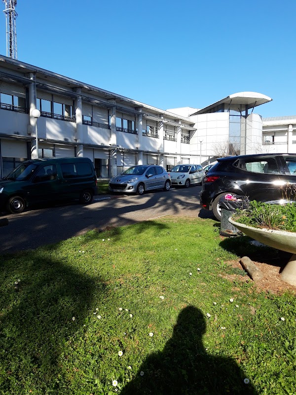 USLD Alzheimer Chic de Tonneins - Photo 2 sur 4 - Intérieur et espaces communs