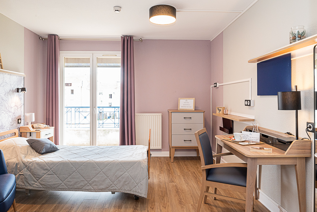 EHPAD Korian Saison Dorée - Photo 2 sur 5 - Intérieur et espaces communs