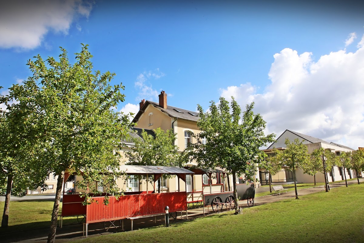 EHPAD - ESBV - Site de Mazé - Photo 4 sur 4 - Espaces de vie