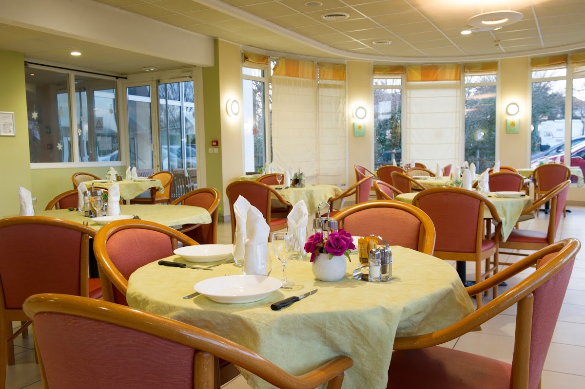 EHPAD Les Jardins de Lucile - Photo 2 sur 2 - Intérieur et espaces communs