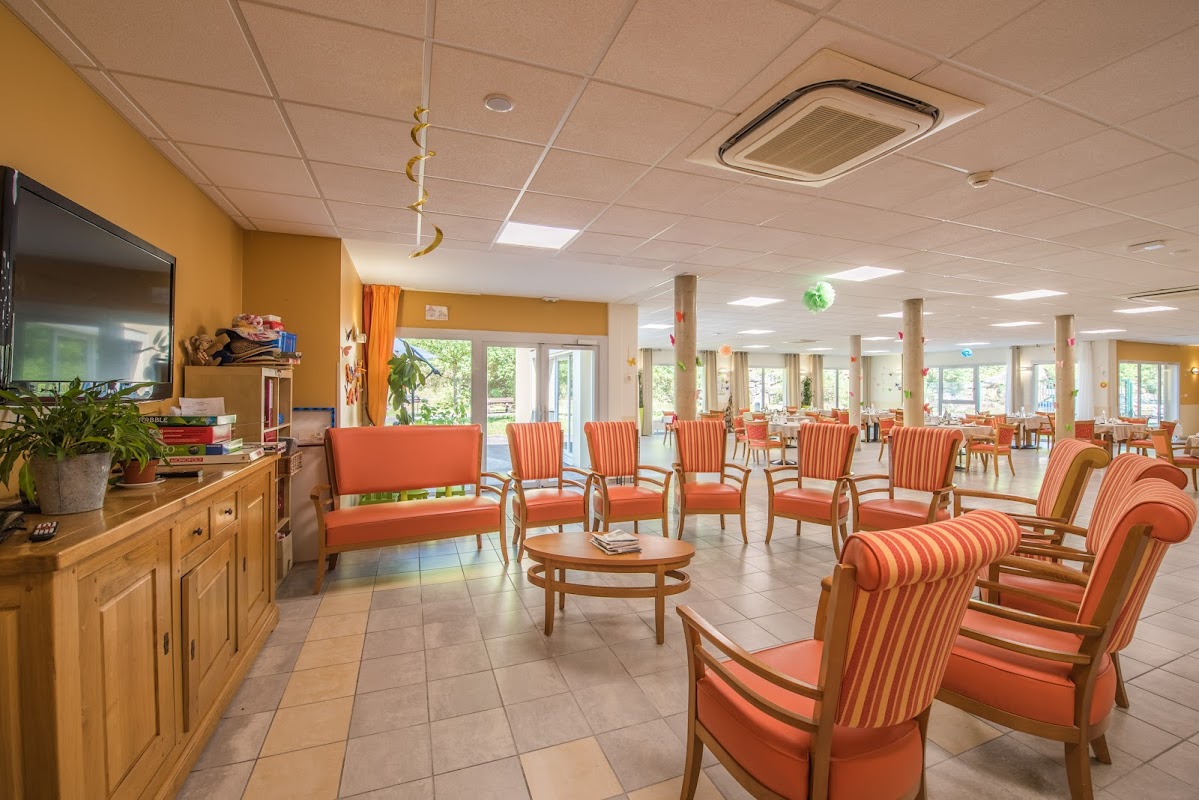 EHPAD Les Opalines - Photo 3 sur 5 - Chambres et hébergement