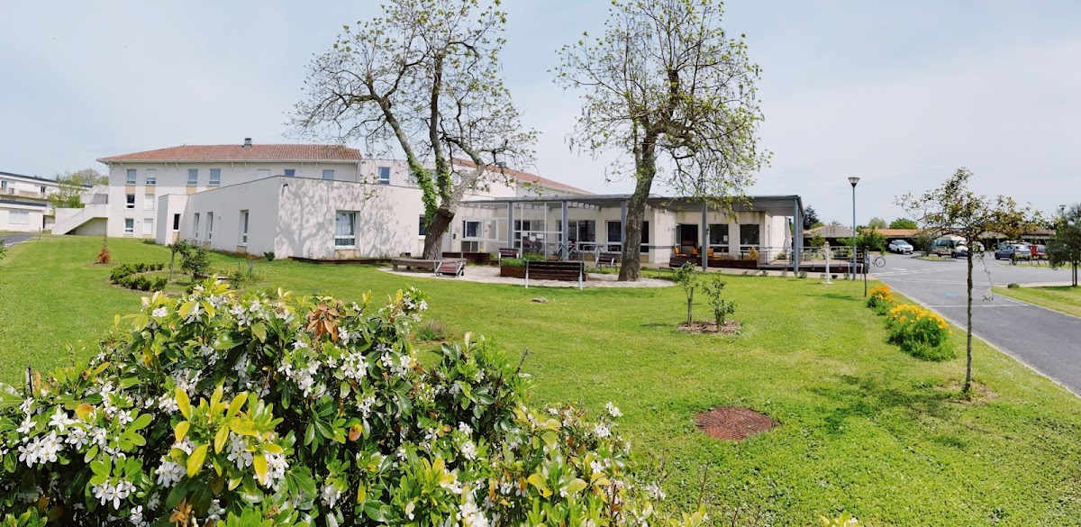 EHPAD Fondation Saint- Léonard - Photo 2 sur 2 - Intérieur et espaces communs