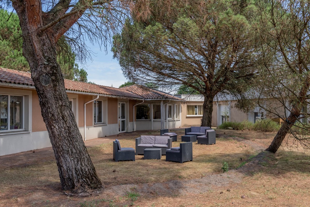 EHPAD Résidence Medicis - Photo 2 sur 5 - Intérieur et espaces communs