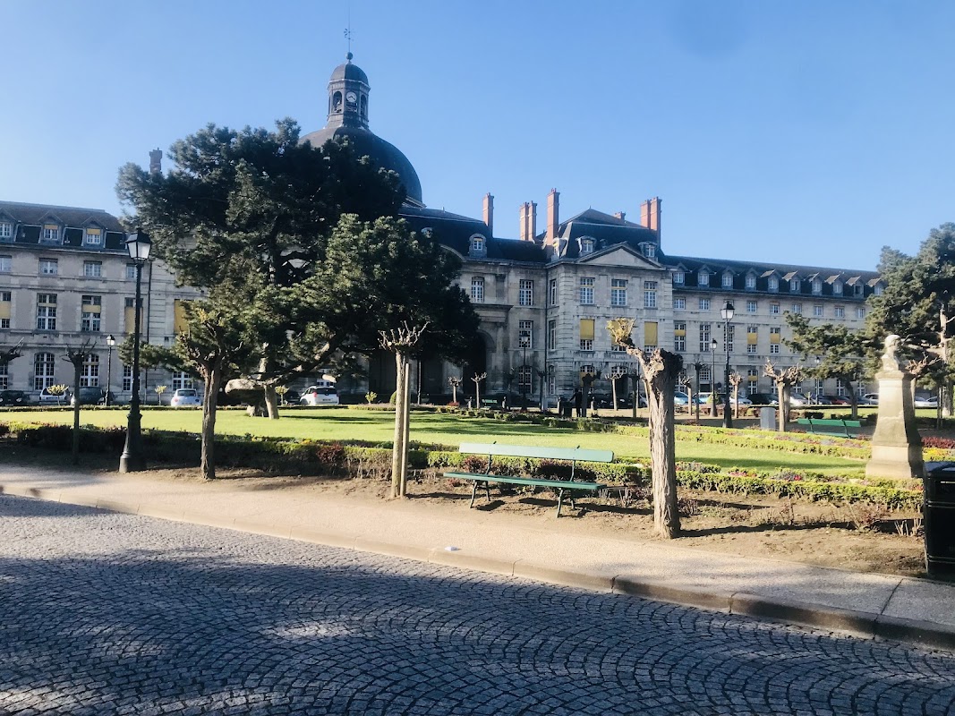 USLD Pitié Salpêtrière - APHP - Photo 4 sur 5 - Espaces de vie