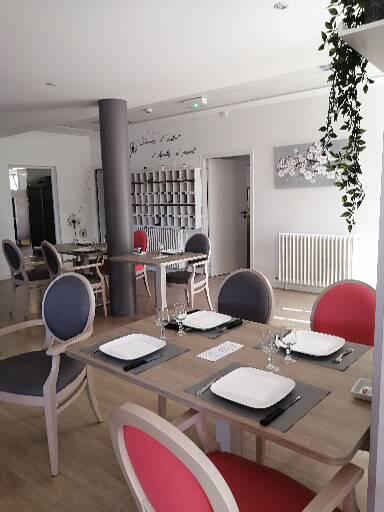 Foyer-Logement de Châteauneuf - Photo 5 sur 5 - Environnement et extérieurs