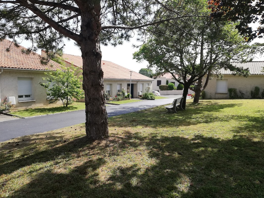 Foyer Soleil - Photo 2 sur 5 - Intérieur et espaces communs