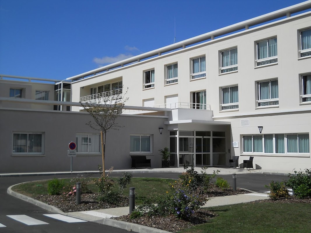Photo de Établissement hébergement des personnes âgées dépendantes, EHPAD à AUBUSSON