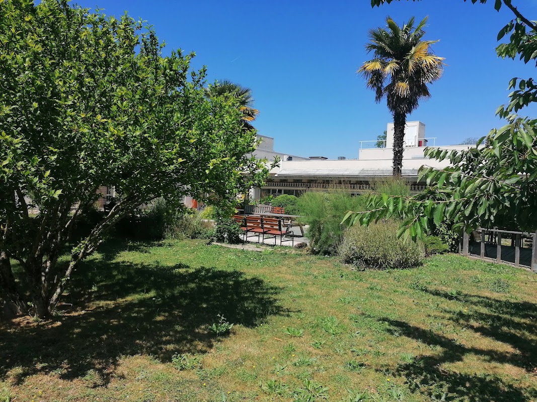 EHPAD du Château du Bois d'Huré - Photo 5 sur 5 - Environnement et extérieurs