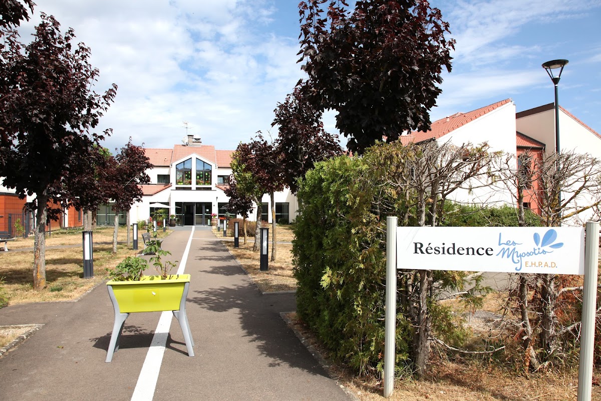 EHPAD Résidence Les Myosotis - Photo 5 sur 5 - Environnement et extérieurs