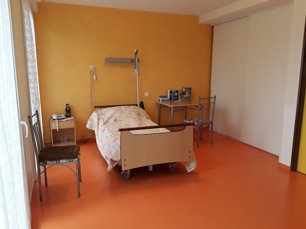 EHPAD Résidence Belle-Croix - Photo 2 sur 5 - Intérieur et espaces communs