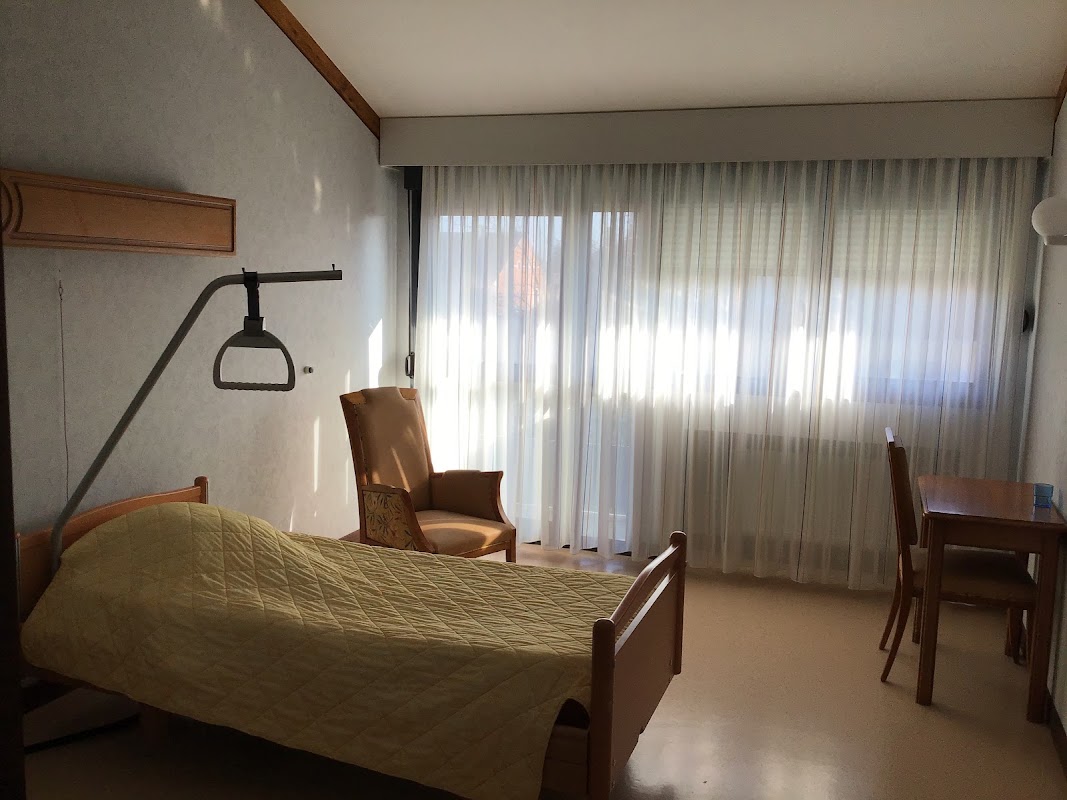 EHPAD Les Oliviers - Photo 2 sur 5 - Intérieur et espaces communs