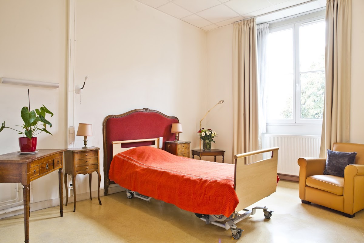 EHPAD  SAINT JEAN BAPTISTE DE LA SALLE - Photo 2 sur 5 - Intérieur et espaces communs