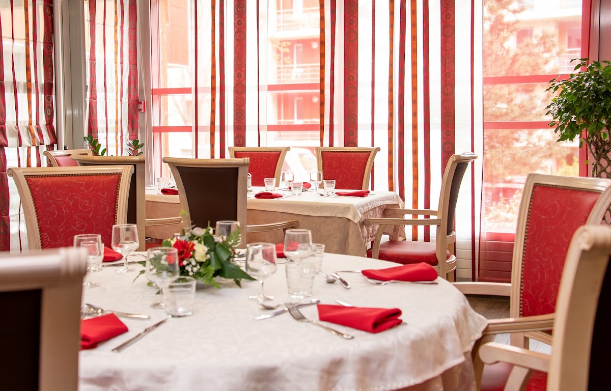 EHPAD Résidence Les Neuf Soleils - Photo 5 sur 5 - Environnement et extérieurs