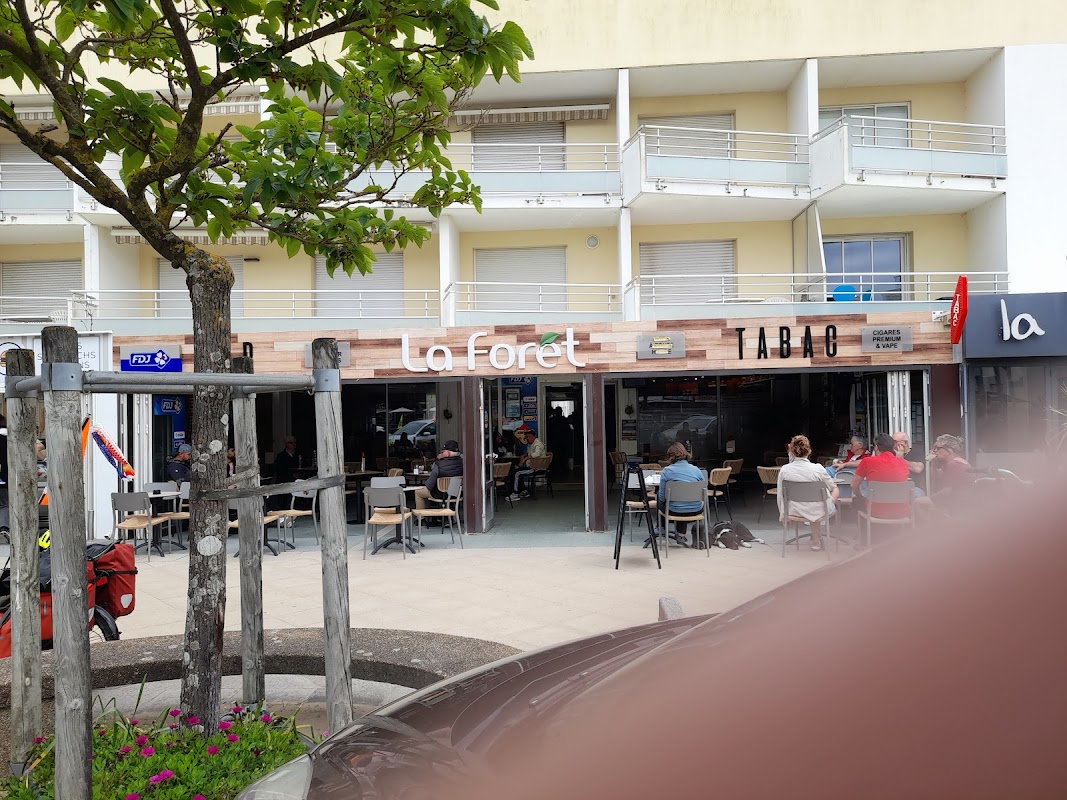 EHPAD La Forêt - Photo 3 sur 5 - Chambres et hébergement