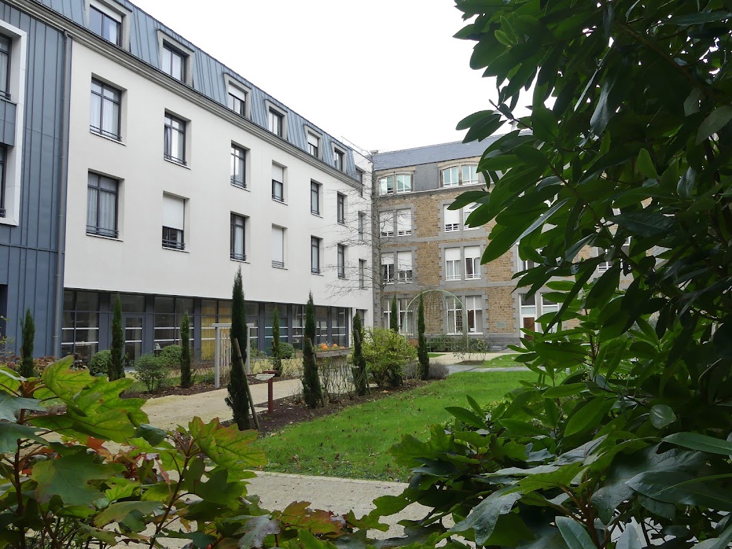 EHPAD Notre-Dame des Chênes - Photo 5 sur 5 - Environnement et extérieurs