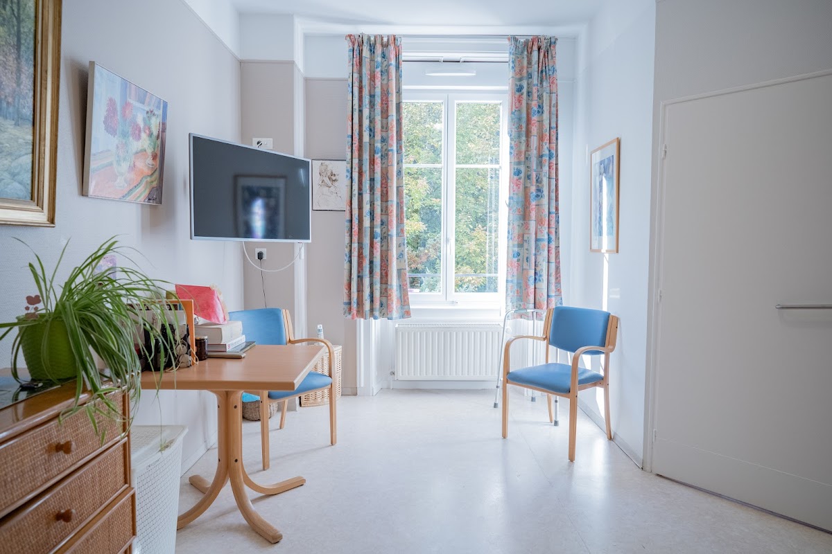 EHPAD Les Chevrets - Photo 3 sur 5 - Chambres et hébergement