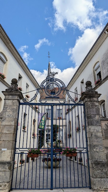 Photo de EHPAD Les Hauts d'Armance, EHPAD à ERVY LE CHATEL