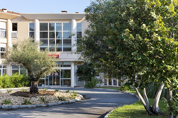 Photo de EHPAD Les Jardins de Valescure, EHPAD à ST RAPHAEL