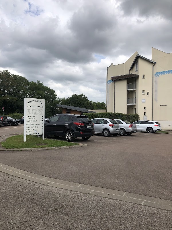 EHPAD La Roseraie - Photo 2 sur 3 - Intérieur et espaces communs