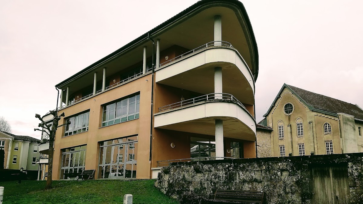 EHPAD Saint-Joseph - Photo 5 sur 5 - Environnement et extérieurs